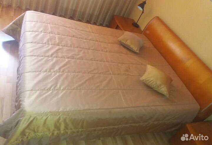 Покрывало на двуспальную кровать Togas