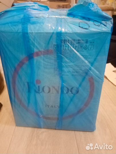 Коробка с вещами