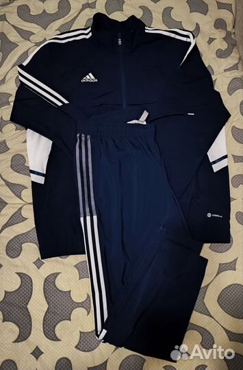 Спортивный костюм парадный Adidas Б/у