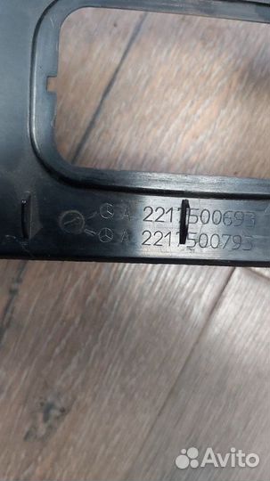 Накладка крышки багажника Mercedes S 500 4Matic