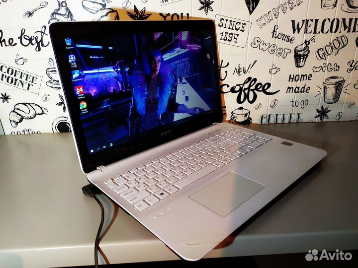 Sony Vaio SVF152C29V - Core i3-3 Gen \ 4 Озу \ 320