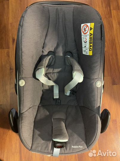 Детское кресло Maxi Cosi Pebble Plus