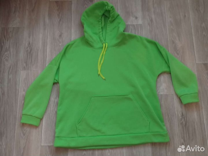 Спортивный костюм женский