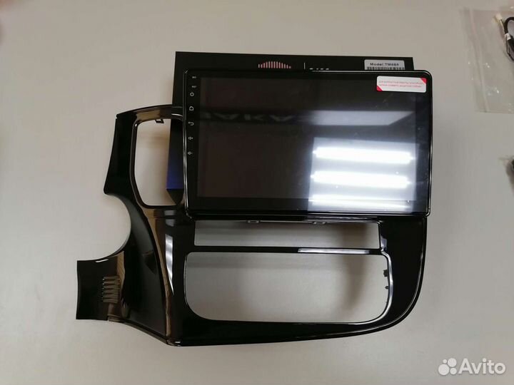 Штатная магнитола для Mitsubishi Outlander 2012+