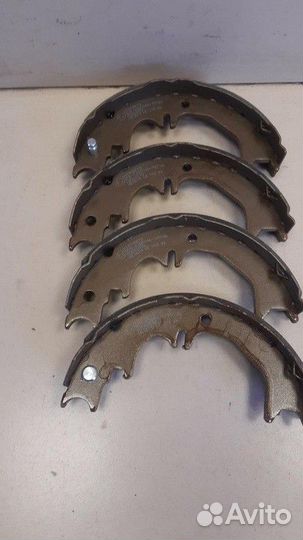 Колодки тормозные стояночные