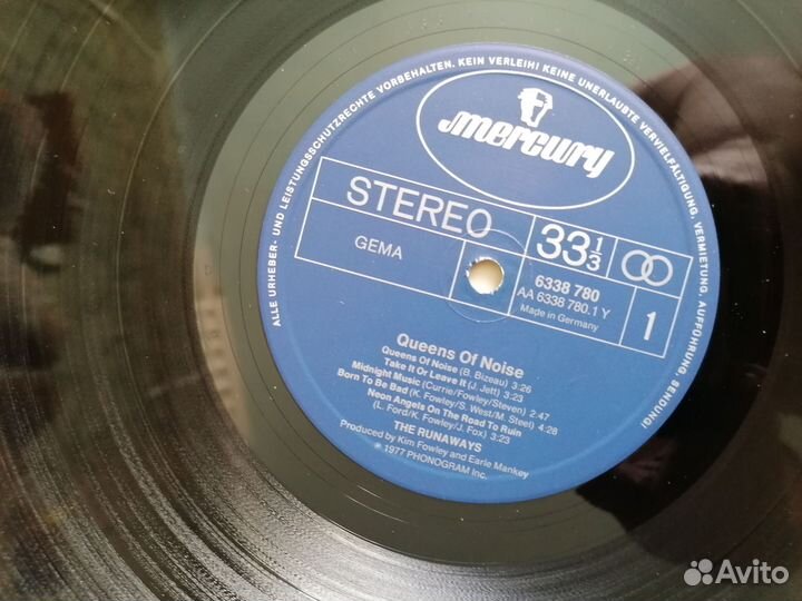 Диски виниловые, группы The Runaways
