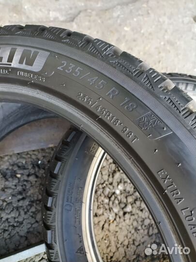 Michelin X-Ice North 4 235/45 R18