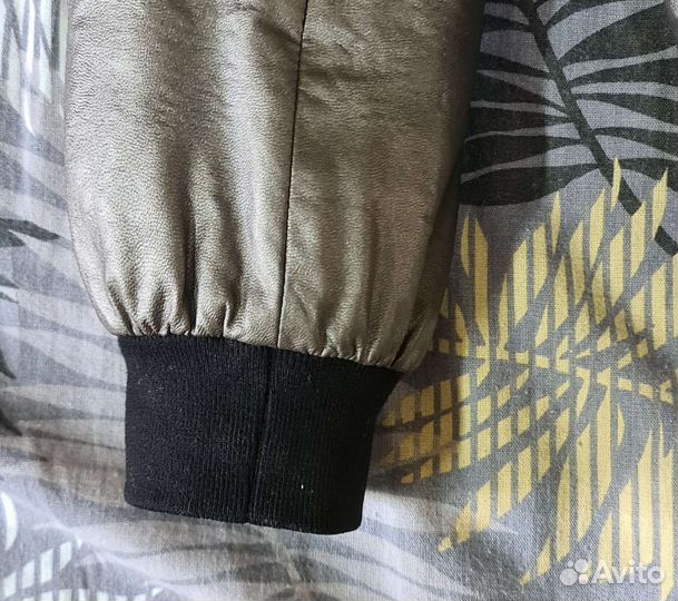 Куртка бомбер