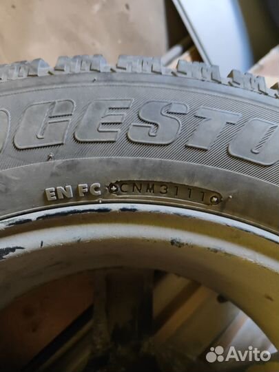 Bridgestone Ice Cruiser 7000 225/60 R17 103