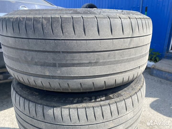 Michelin Pilot Sport 4 255/40 R19 100Y