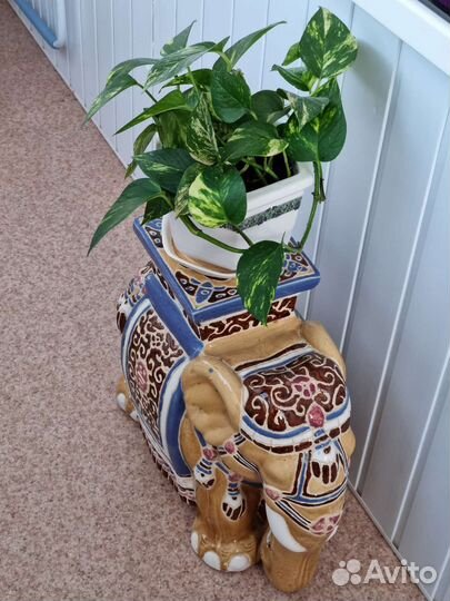 Подставка для цветов,банкетка