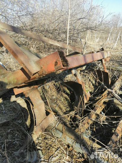 Плуг на мтз 82