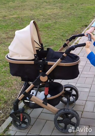Коляска удобная