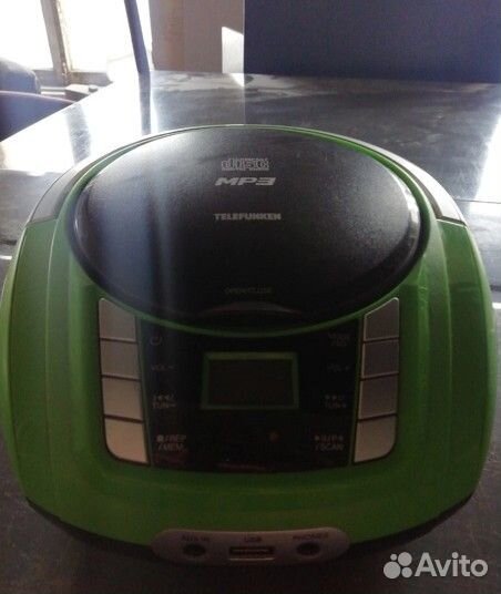 Магнитофон Vitek