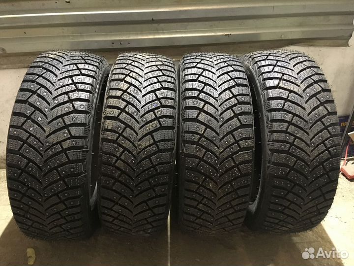 Michelin X-Ice North 4 285/40 R19 120