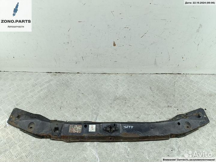 Рамка (планка) капота на Mercedes Vito W638 (1996-2003)