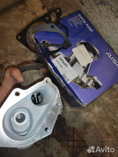 Водяной насос mitsubishi l200 Aisin корея помпа