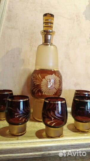Графин и 5 рюмок