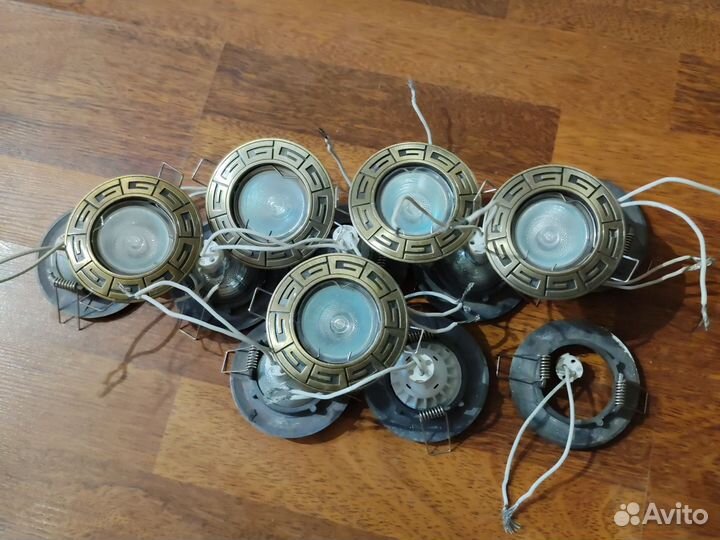 Светильник потолочный