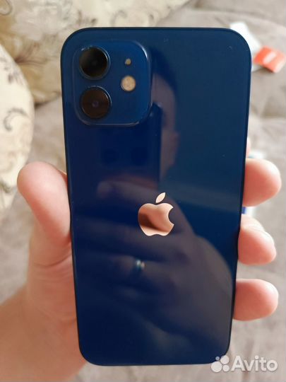 iPhone 12, 64 ГБ