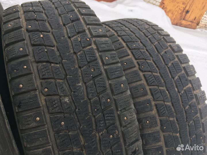 Dunlop SP Winter Ice 01 235/65 R17