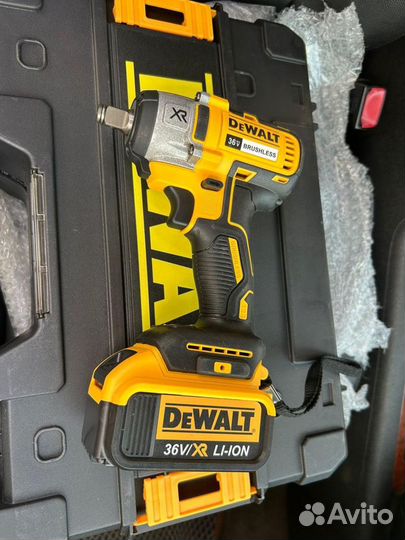 Набор инструментов гайковерт и ушм dewalt 2в1