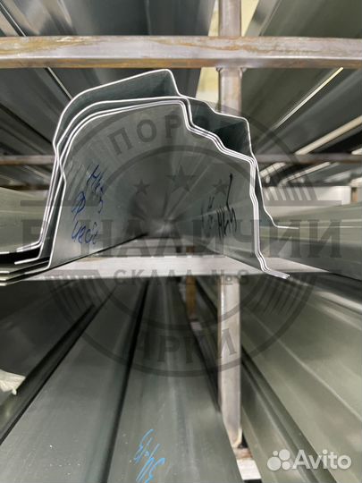 Ремонтный порог правый Ford Fiesta MK5