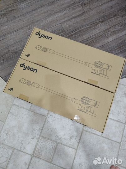 Пылесос dyson V8 Fluffy Extra, Silver Nickel