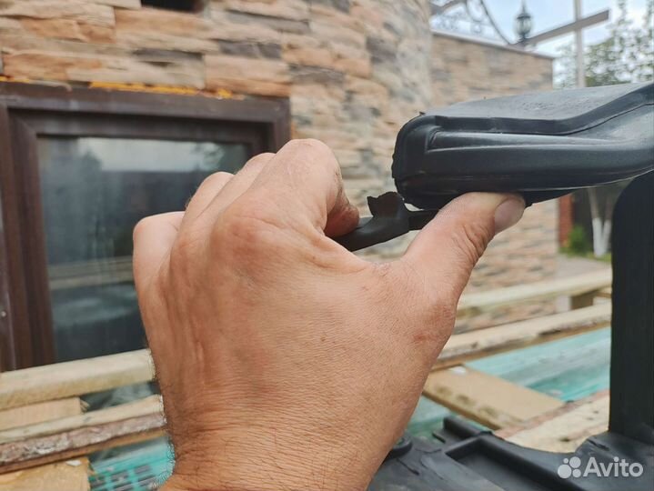 Панель передняя телевизор Audi A8 D3