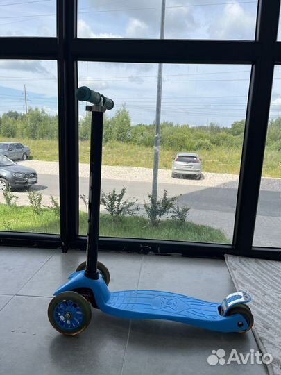 Самокат трехколесный детский