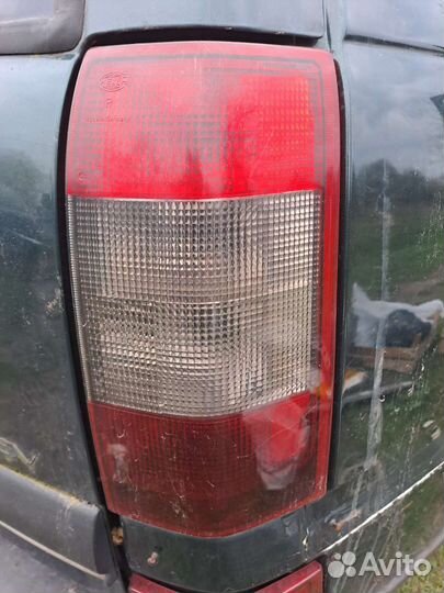 Фонари задние левый правый Opel Omega B