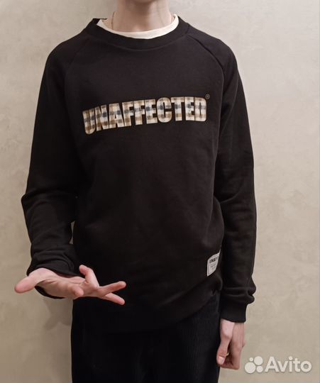 Свитшот unaffected