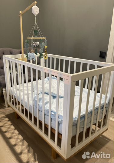 Happy Baby Детская кроватка Mirra