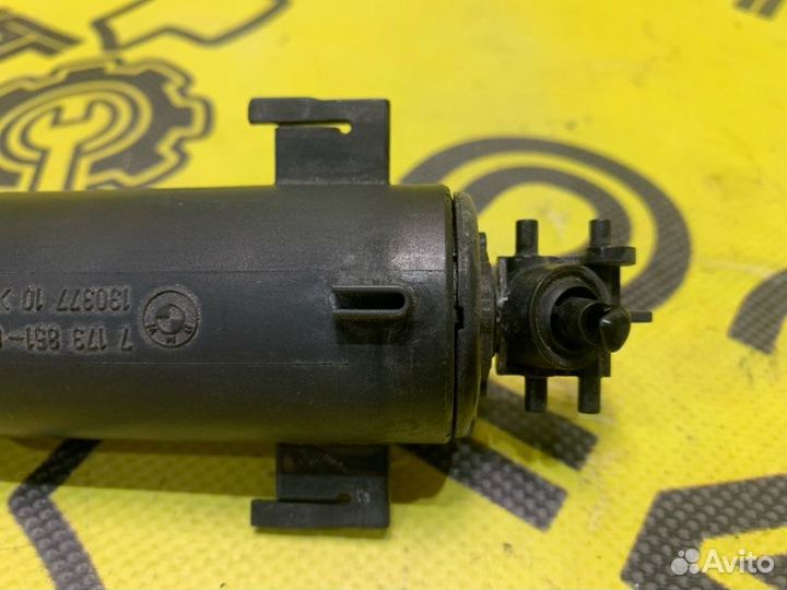 Форсунка омывателя фар передняя левая Bmw X5 E70