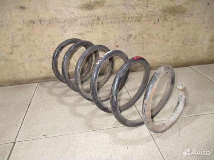 Пружина задняя Toyota Land Cruiser Prado 120