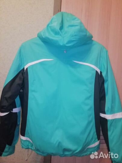 Куртка спортивная женская зимняя 46 48