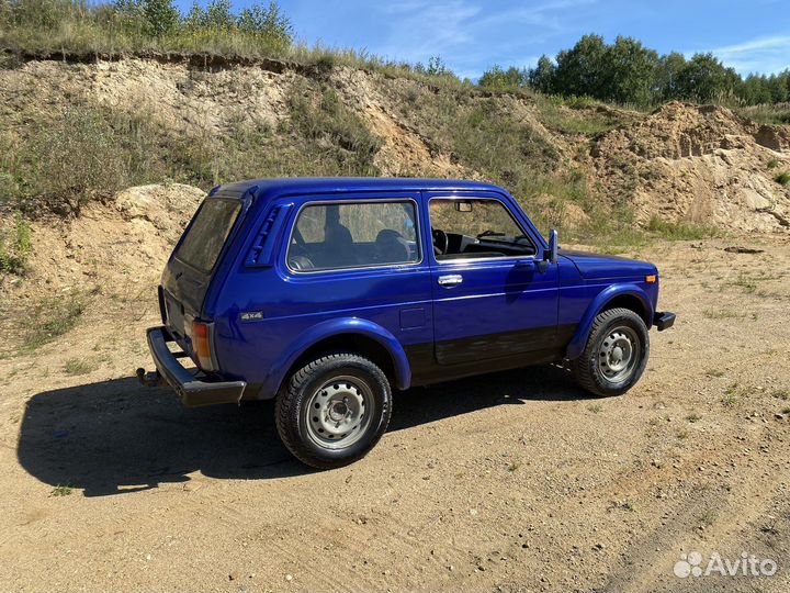 LADA 4x4 (Нива) 1.7 МТ, 2000, 170 000 км