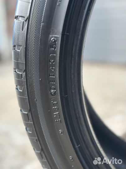 Bridgestone Potenza S001 245/40 R19 98Y