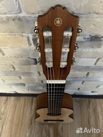 Укулеле гиталеле Yamaha