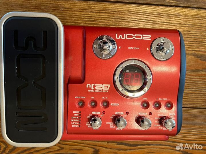 Гитарный процессор эффектов zoom B2.1u