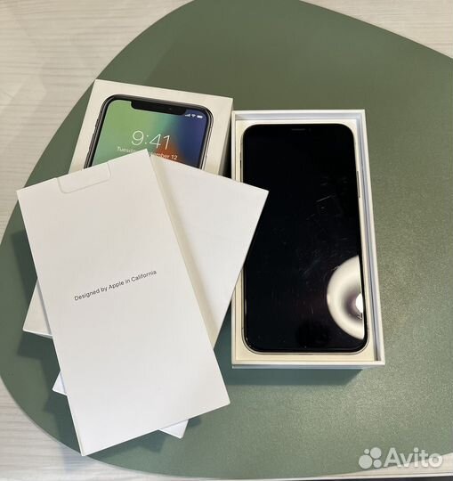 iPhone X, 64 ГБ