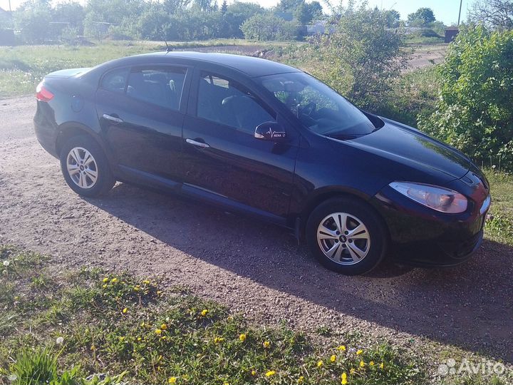 Renault Fluence 1.6 МТ, 2011, 230 000 км