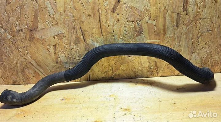 Патрубок радиатора Volvo XC90 2002