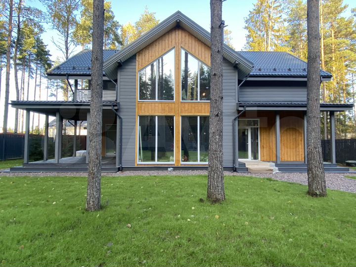 Дом 280 м² на участке 12 сот.