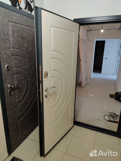 Дверь входная