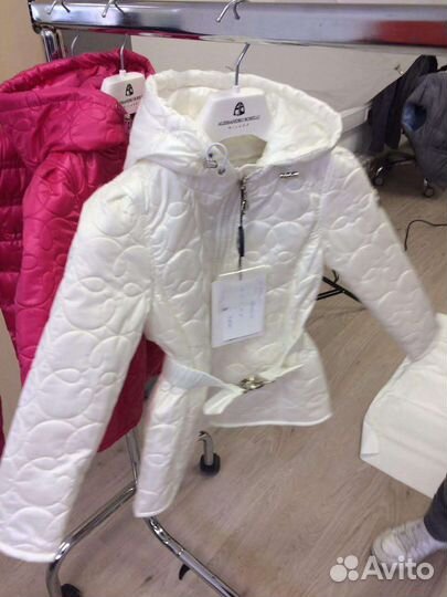 Куртка весна осень для девочки 4-6 лет