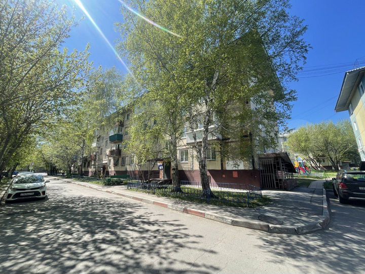 2-к. квартира, 48 м², 2/4 эт.