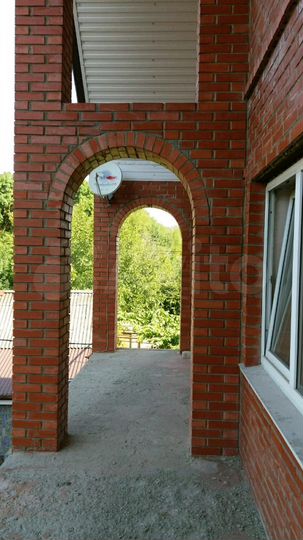 Коттедж 192 м² на участке 8 сот.