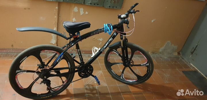 Велосипед на литых дисках bmw,б/у