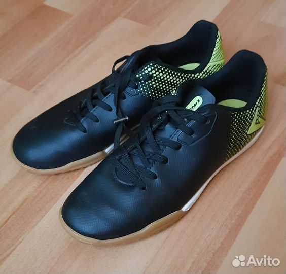 Футзалки р. 40